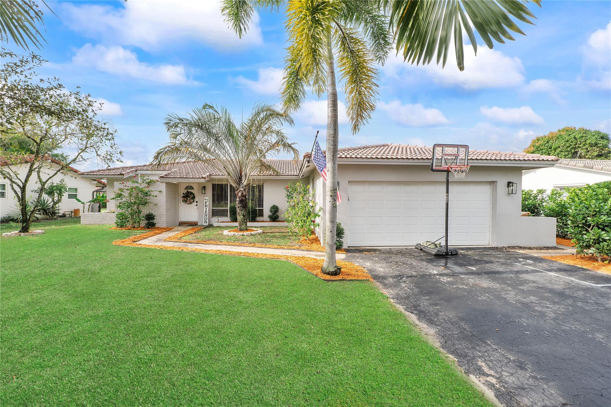 846 Ramblewood Dr Coral Springs FL 33071 | F10482531