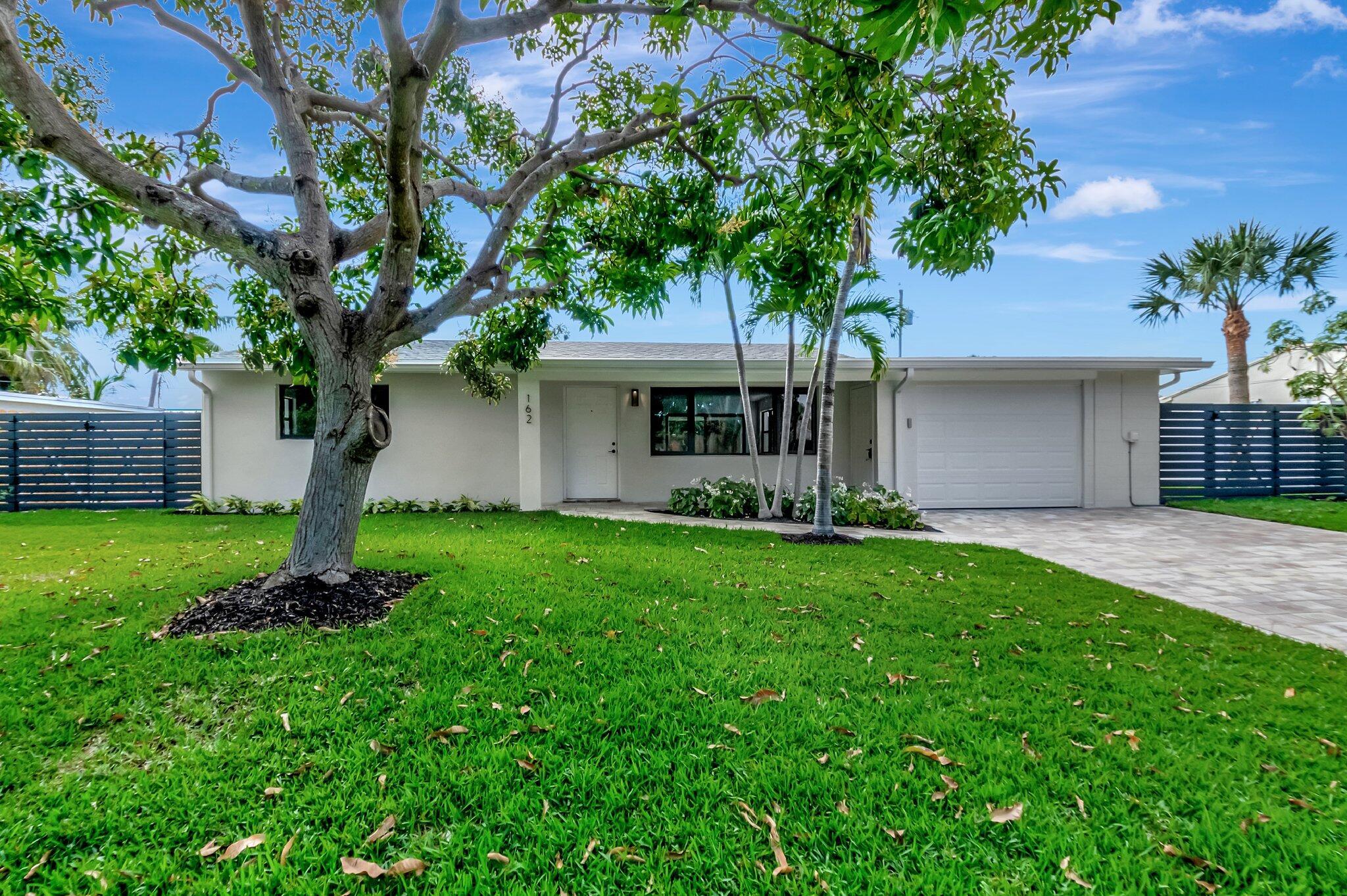 162 Se 30th Avenue Boynton Beach FL 33435 | R11055125