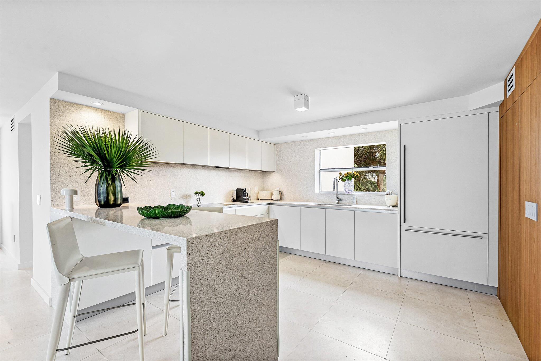 Homes for sale in Gulfstream, FL | 3951 N Ocean Boulevard #201, Gulfstream, FL 33483 | MLS# R11055175