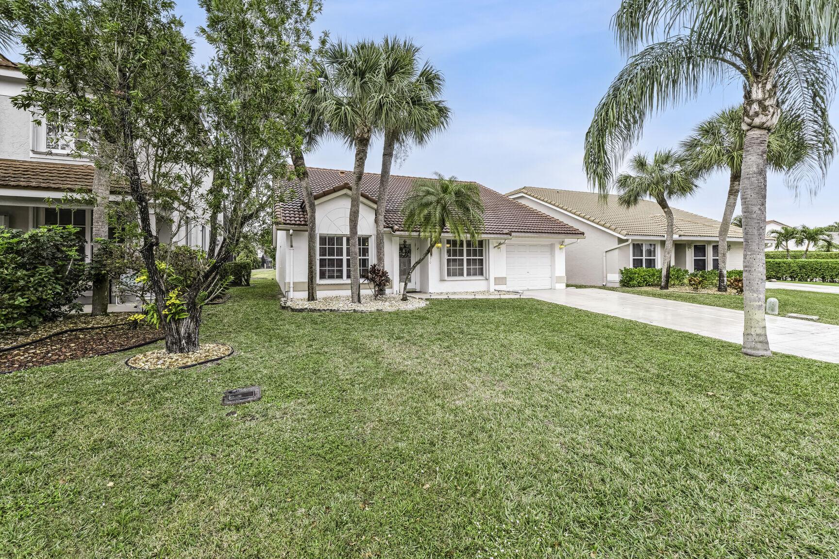 18370 Fresh Lake Way Boca Raton FL 33498 | R11055298