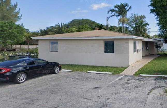 Homes for sale in Hallandale Beach, FL | 409 Sw 4th Ter, Hallandale Beach, FL 33009 | MLS# A11731026