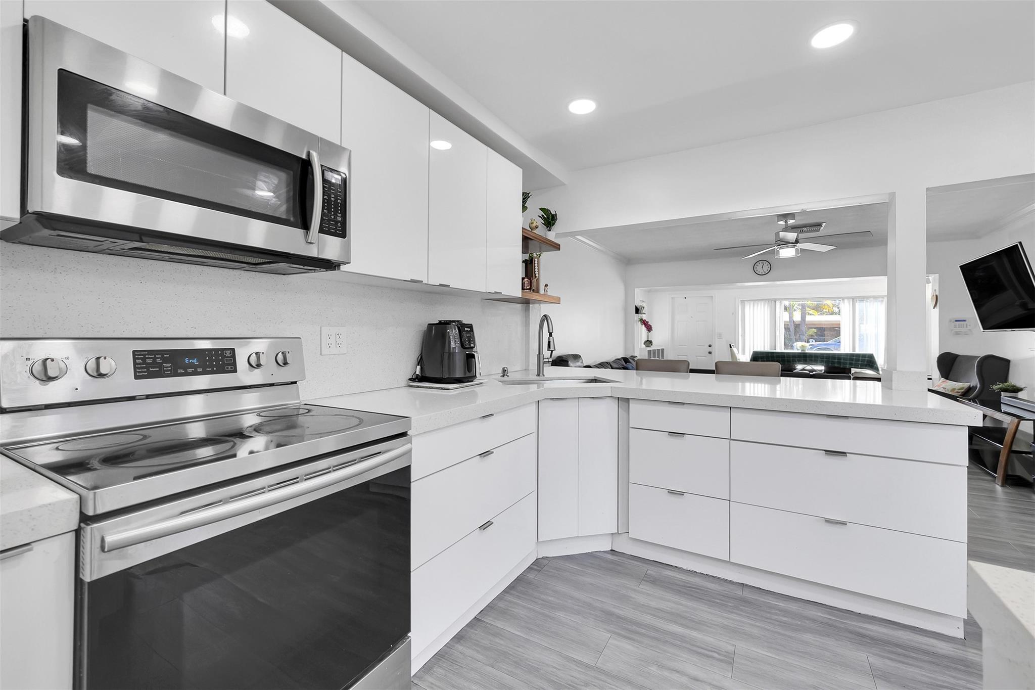 2535 Sherman St Hollywood FL 33020 | F10480459