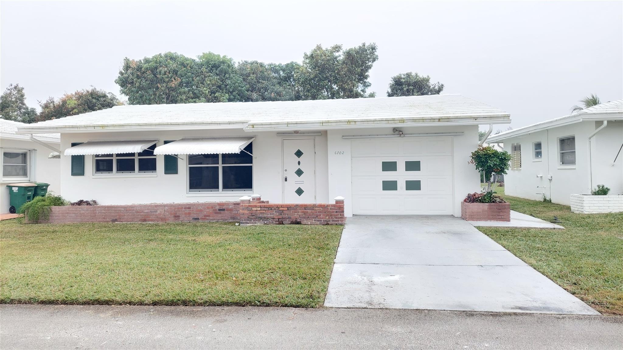 6702 Nw 70th Ct Tamarac FL 33321 | F10482846