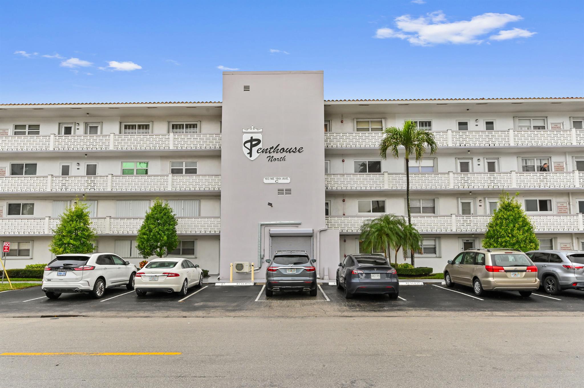 Penthouse North Condo