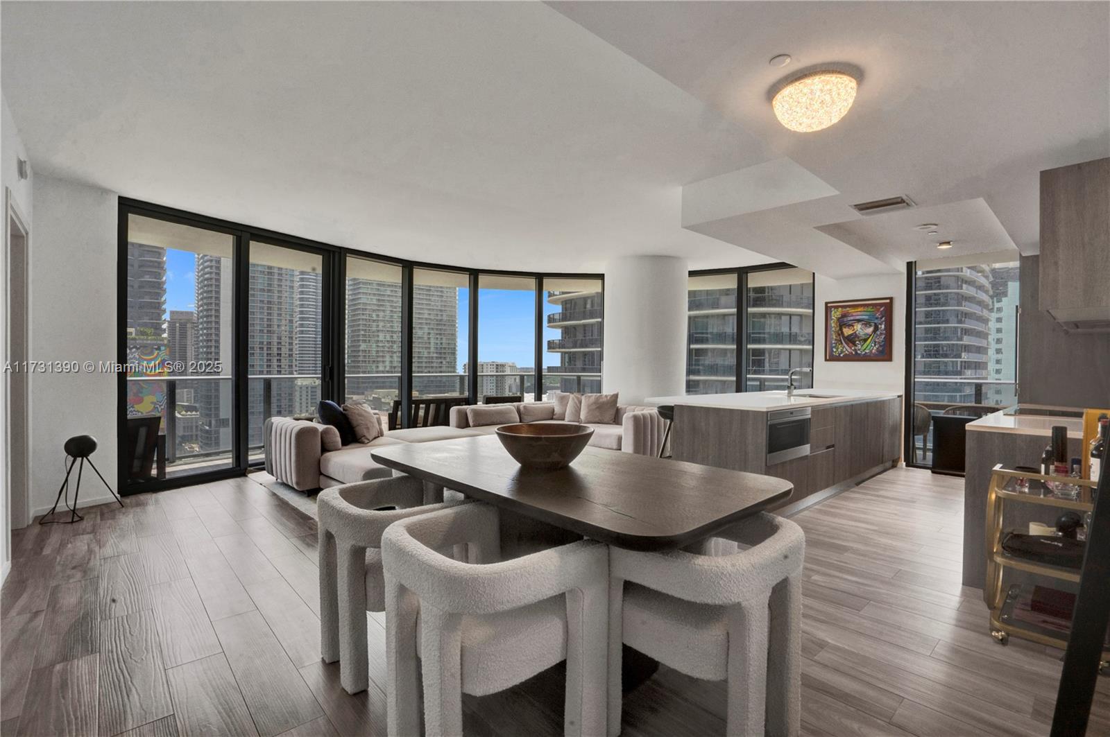 Condo for Sale in Miami, FL