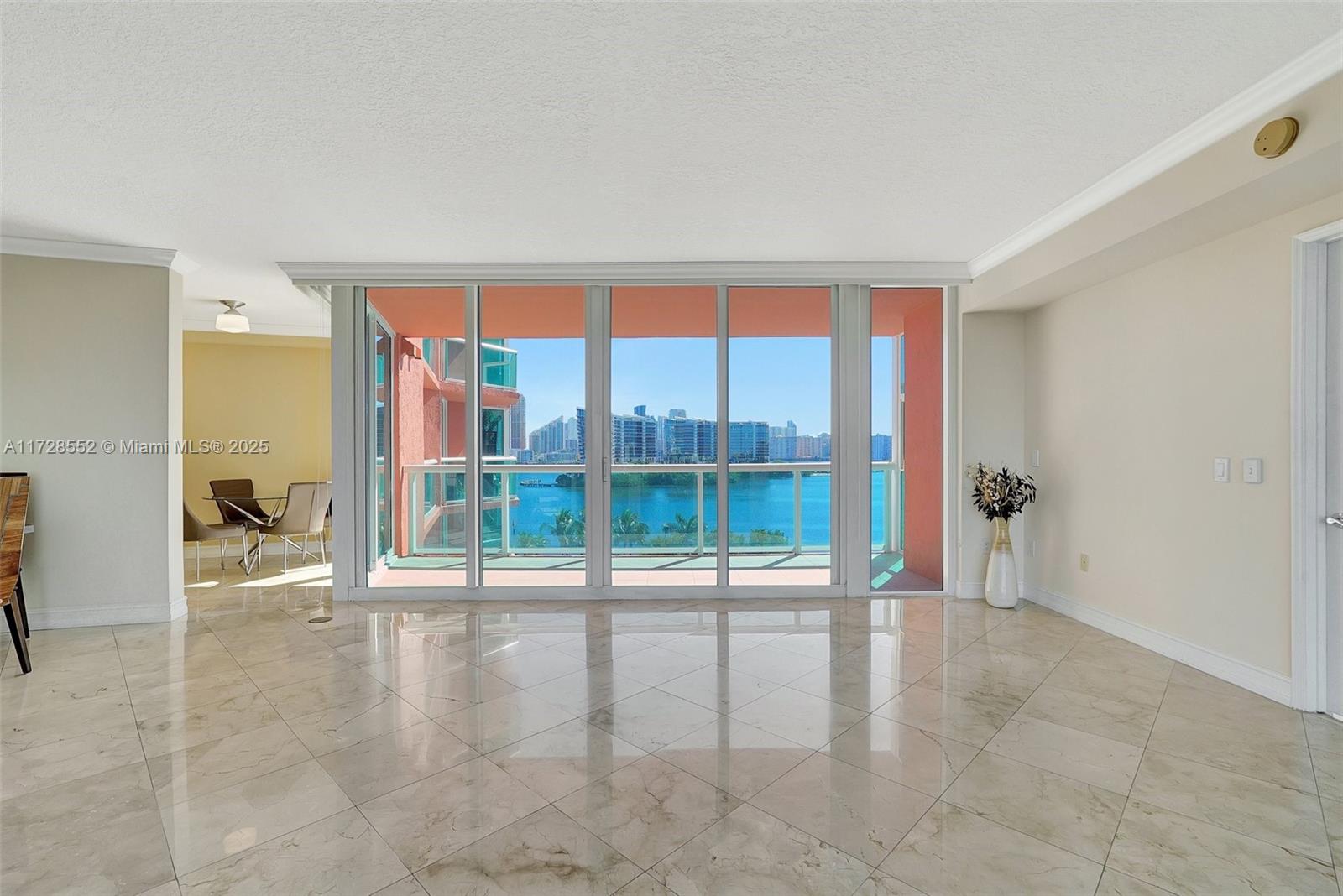 100 Hidden Bay Condo