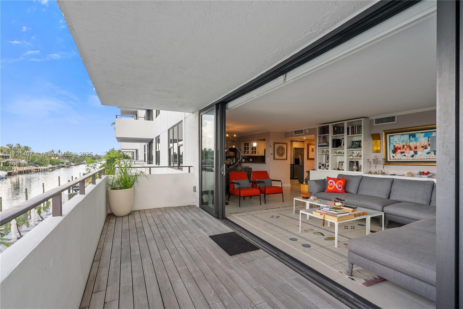 9660 W Bay Harbor Dr 3B