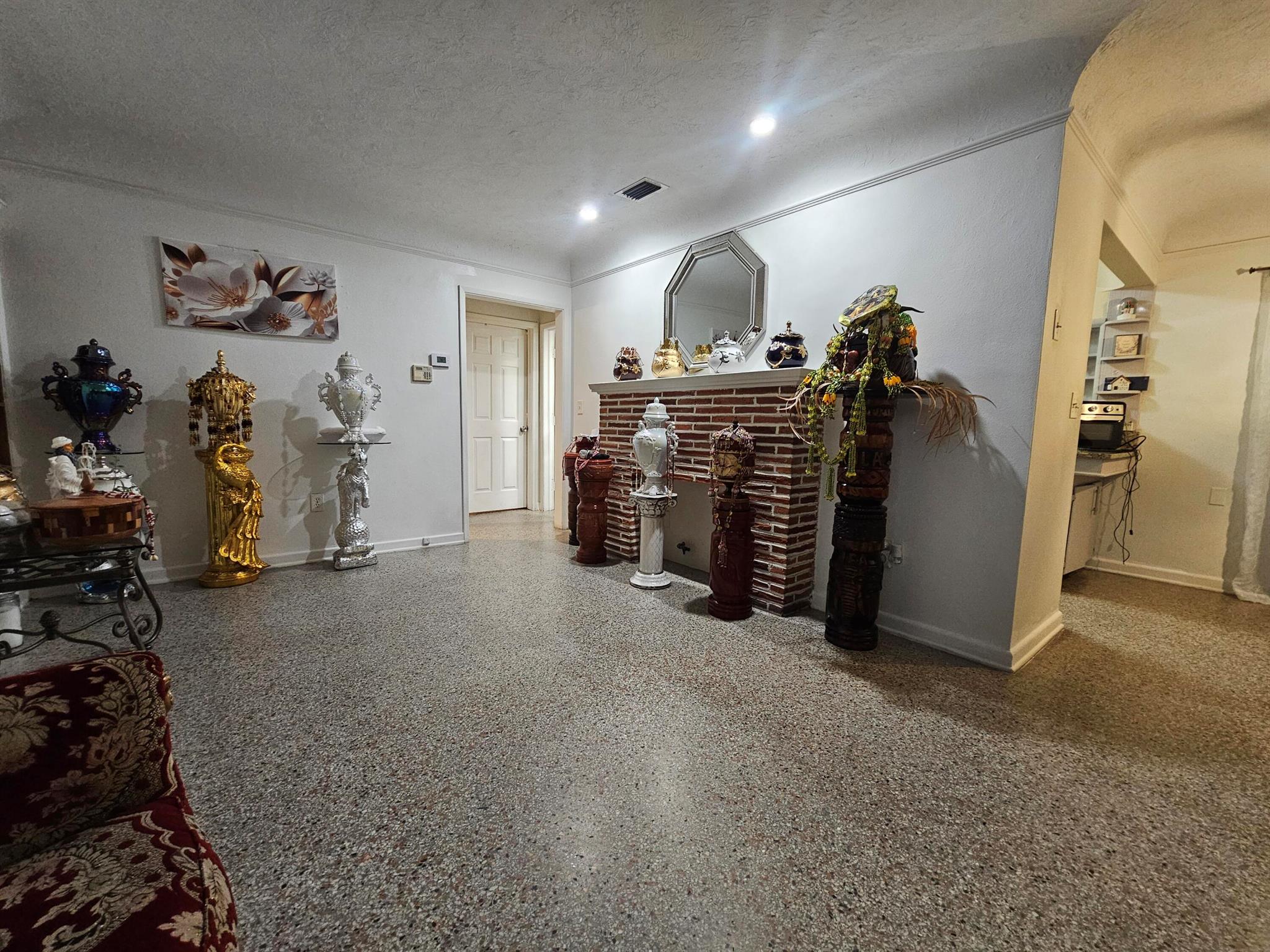 Homes for sale in Fort Pierce, FL | 1105 Sunrise Boulevard, Fort Pierce, FL 34950 | MLS# R11055932