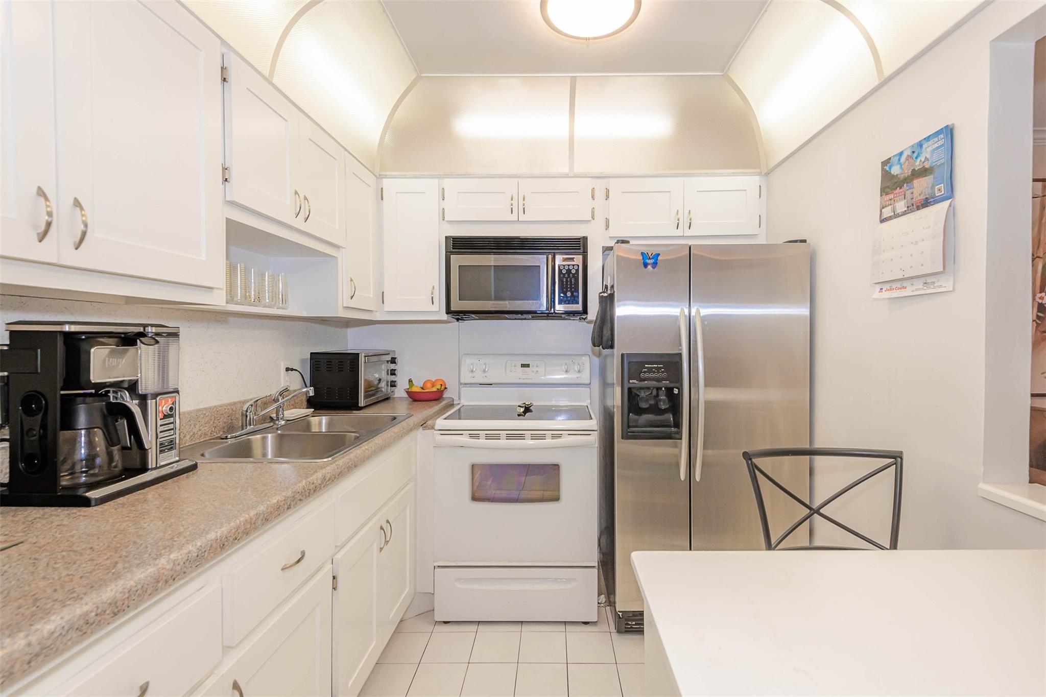 Homes for sale in Lauderdale Lakes, FL | 3071 Nw 47th Ter #317, Lauderdale Lakes, FL 33313 | MLS# F10483162