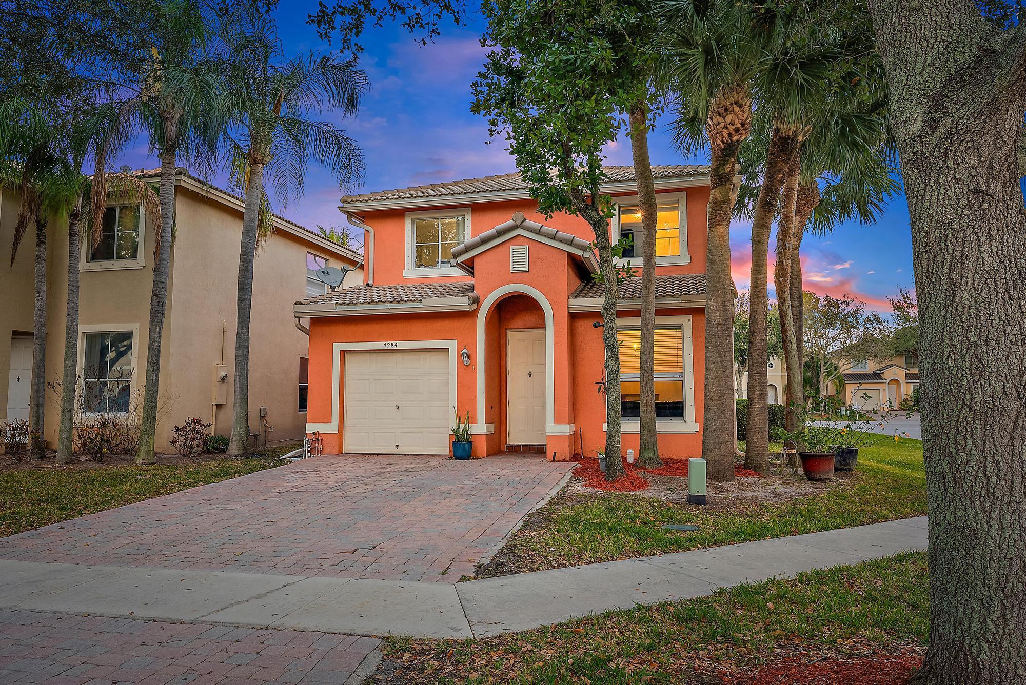 4284 Lake Lucerne Circle West Palm Beach FL 33409 | R11056033