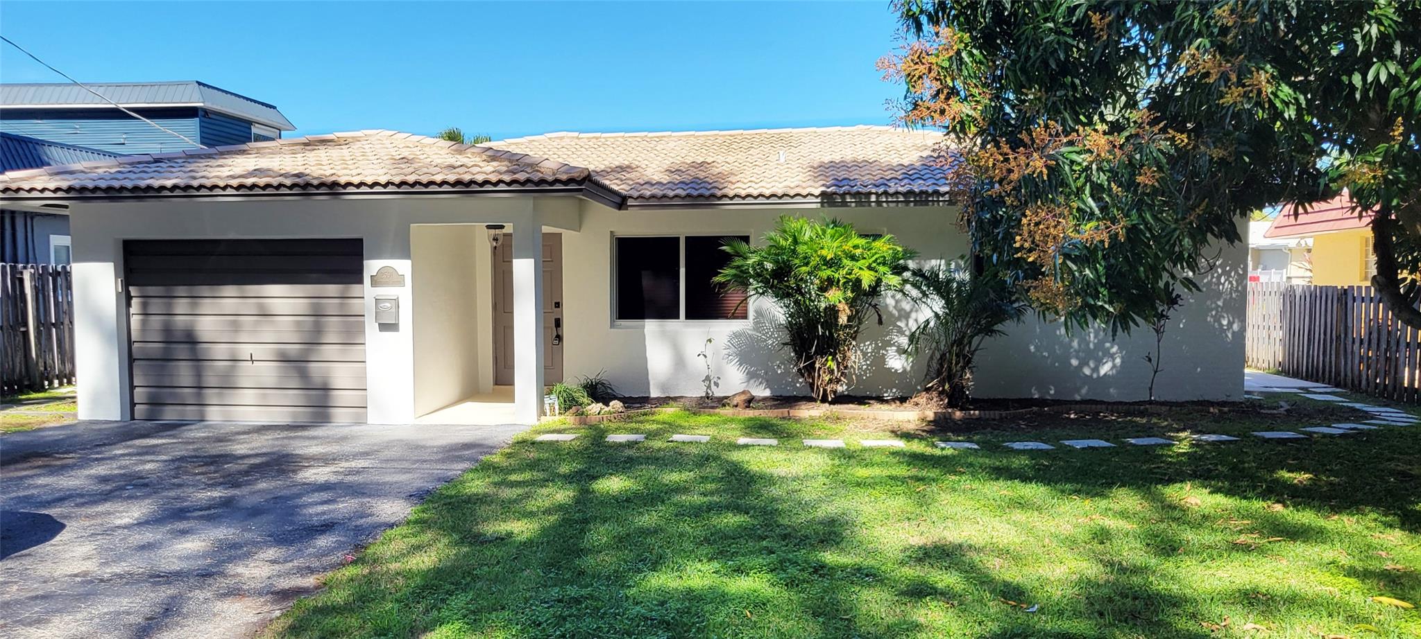 2591 Se 15th St Pompano Beach FL 33062 | F10482896