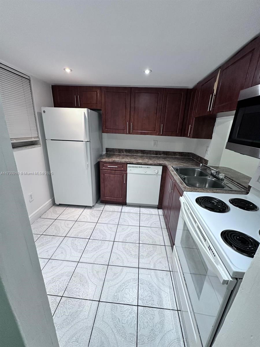 Brookfield Square Condo