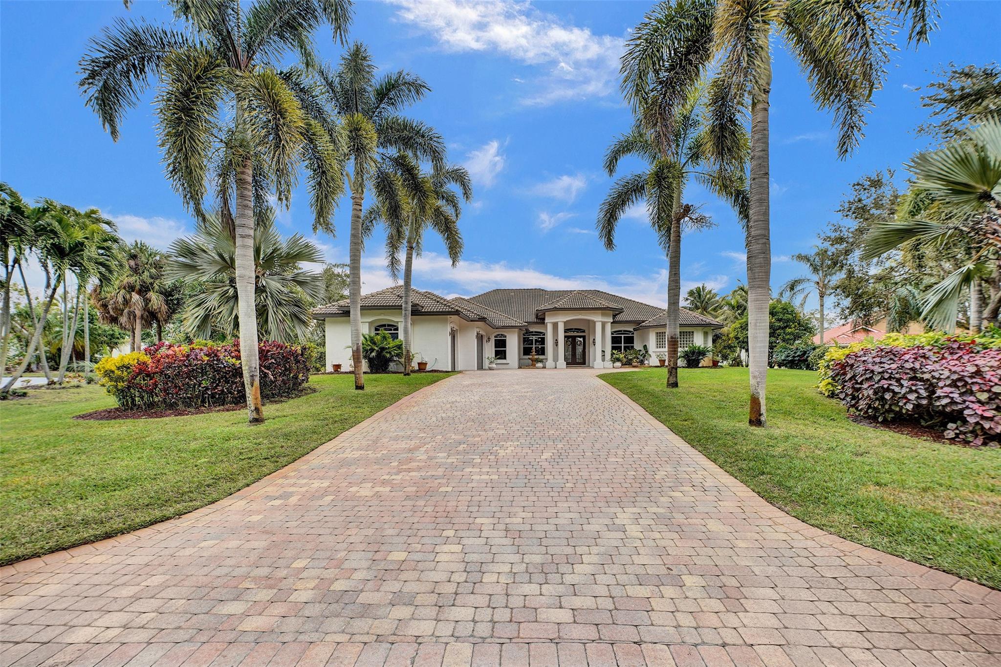 8426 Sawpine Rd Delray Beach FL 33446 | F10483278