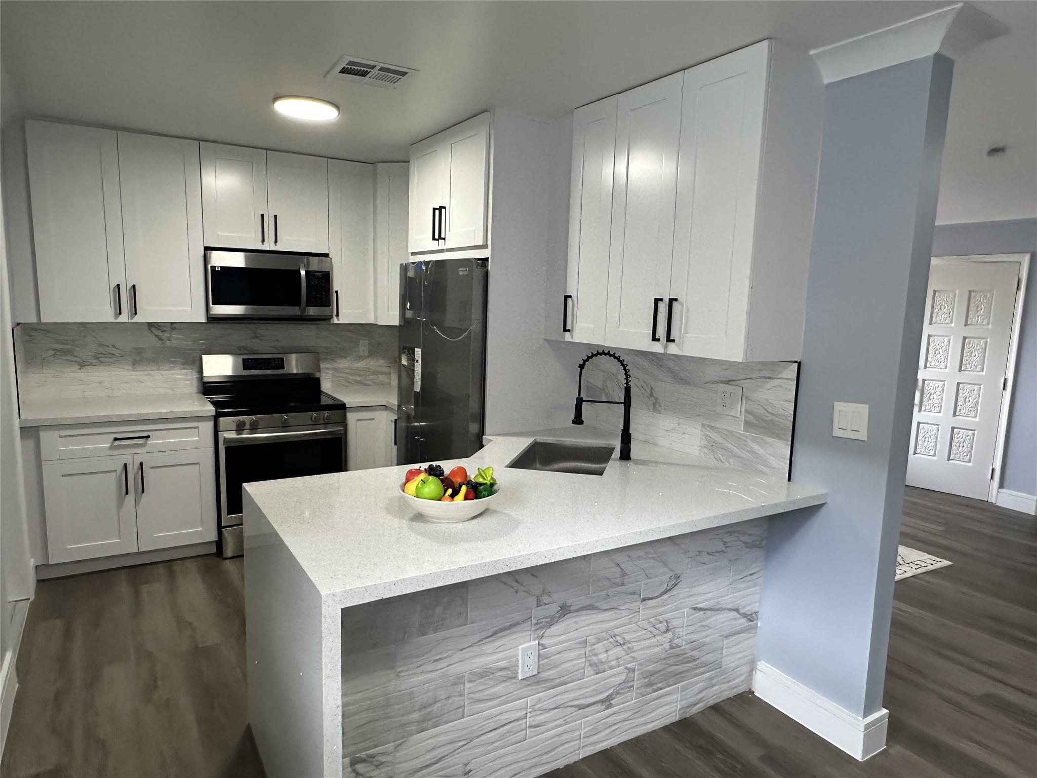 814 Sw 12th Pl Fort Lauderdale FL 33315 | F10483257