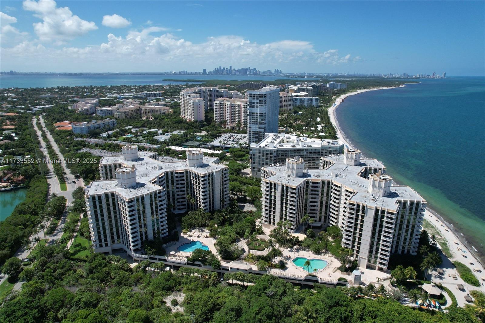 Towers Of Key Biscayne Con