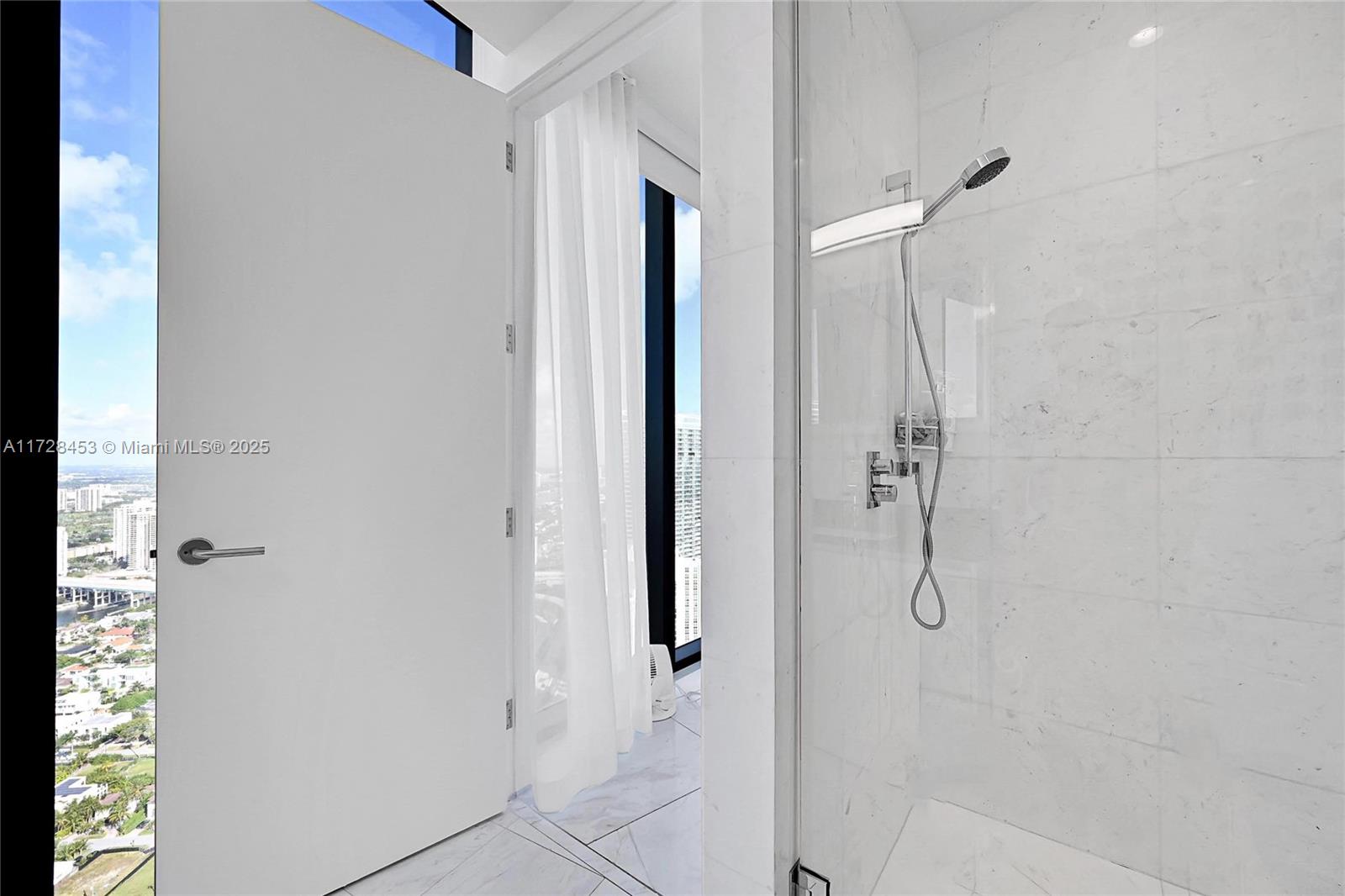 18555 Collins Ave #5004, Sunny Isles Beach FL 33160