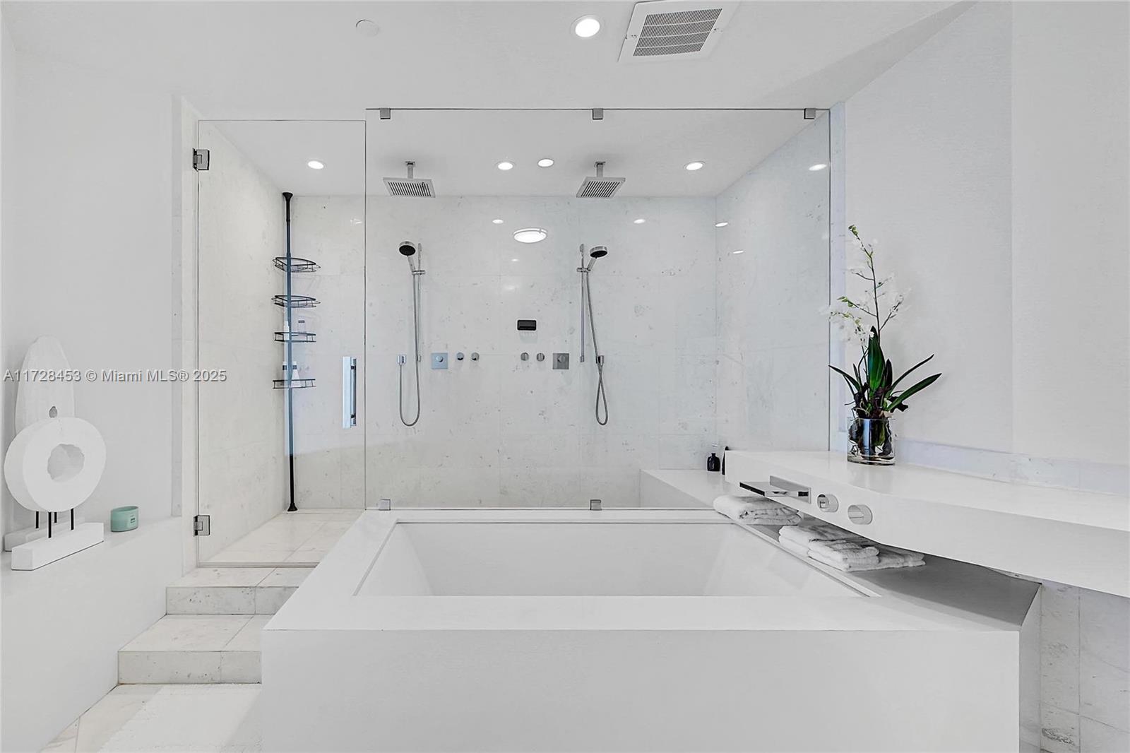 18555 Collins Ave #5004, Sunny Isles Beach FL 33160