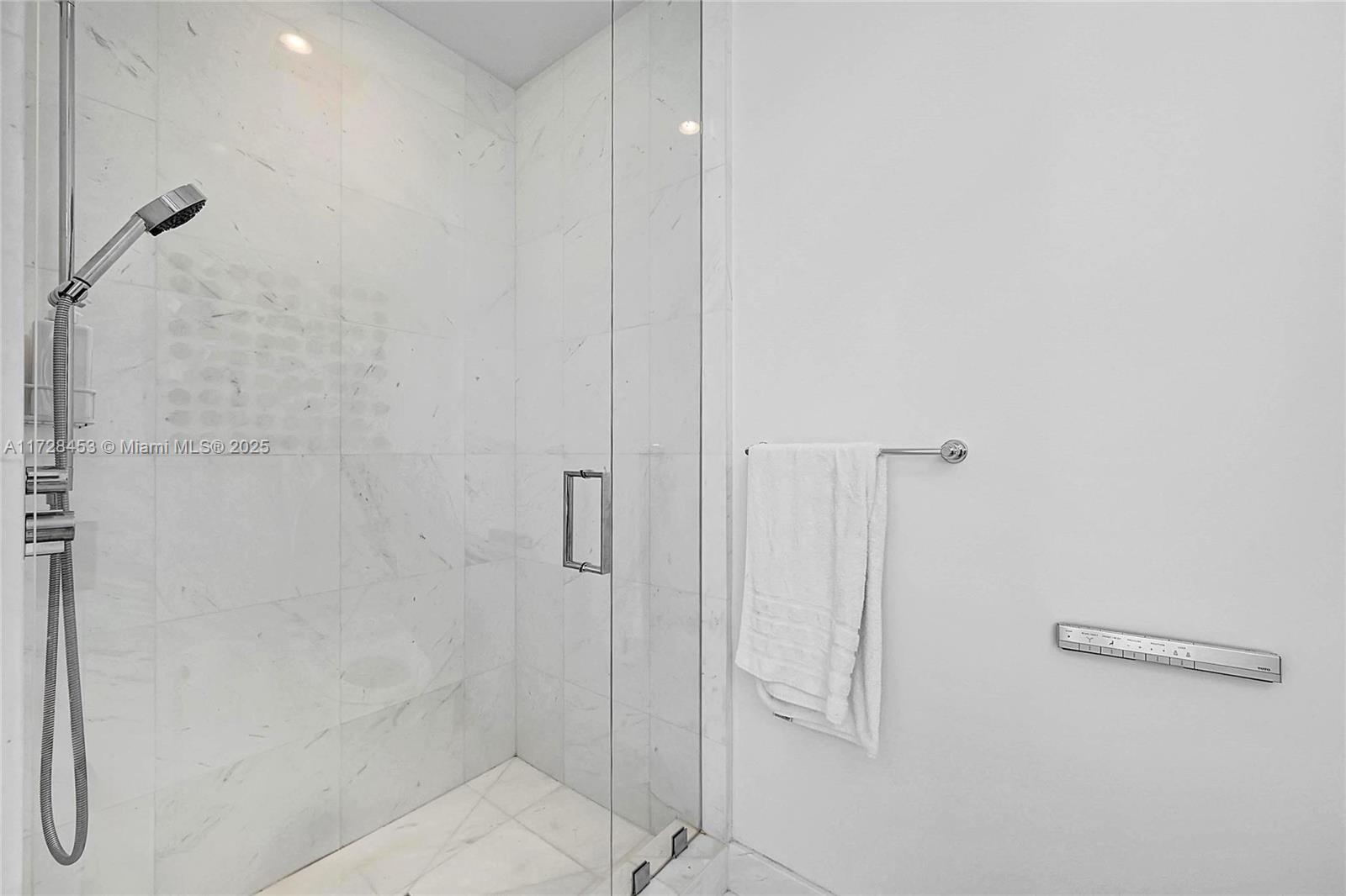 18555 Collins Ave #5004, Sunny Isles Beach FL 33160
