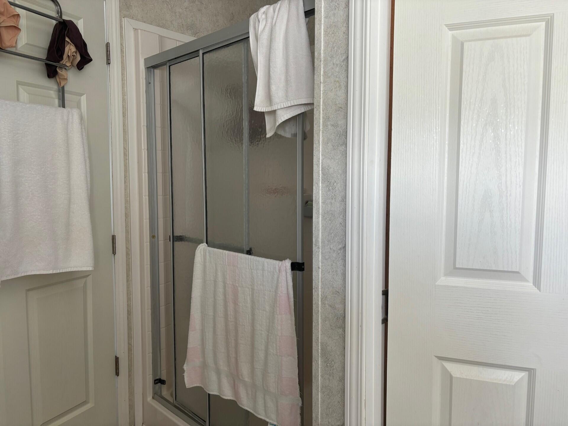 Homes for sale in Lake Worth, FL | 5842 Shawnee Dr, Lake Worth, FL 33463 | MLS# R11056915