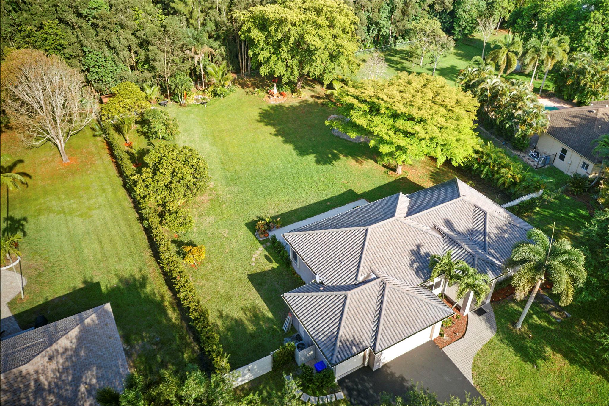 5320 Sw 199th Avenue Pembroke Pines FL 33332 | R11056920