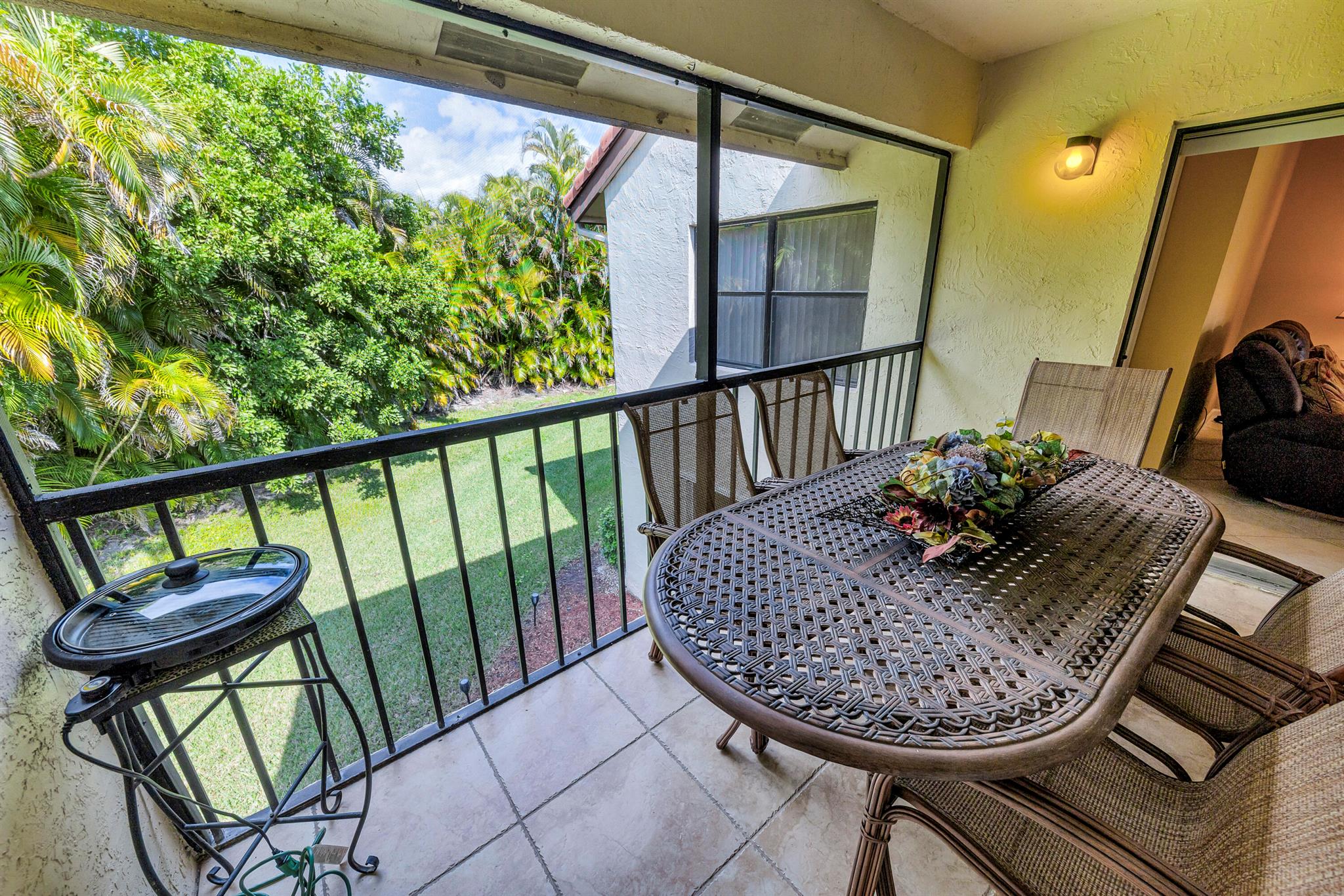 Homes for sale in Boynton Beach, FL | 5951 Parkwalk Dr, Boynton Beach, FL 33472 | MLS# R11057822