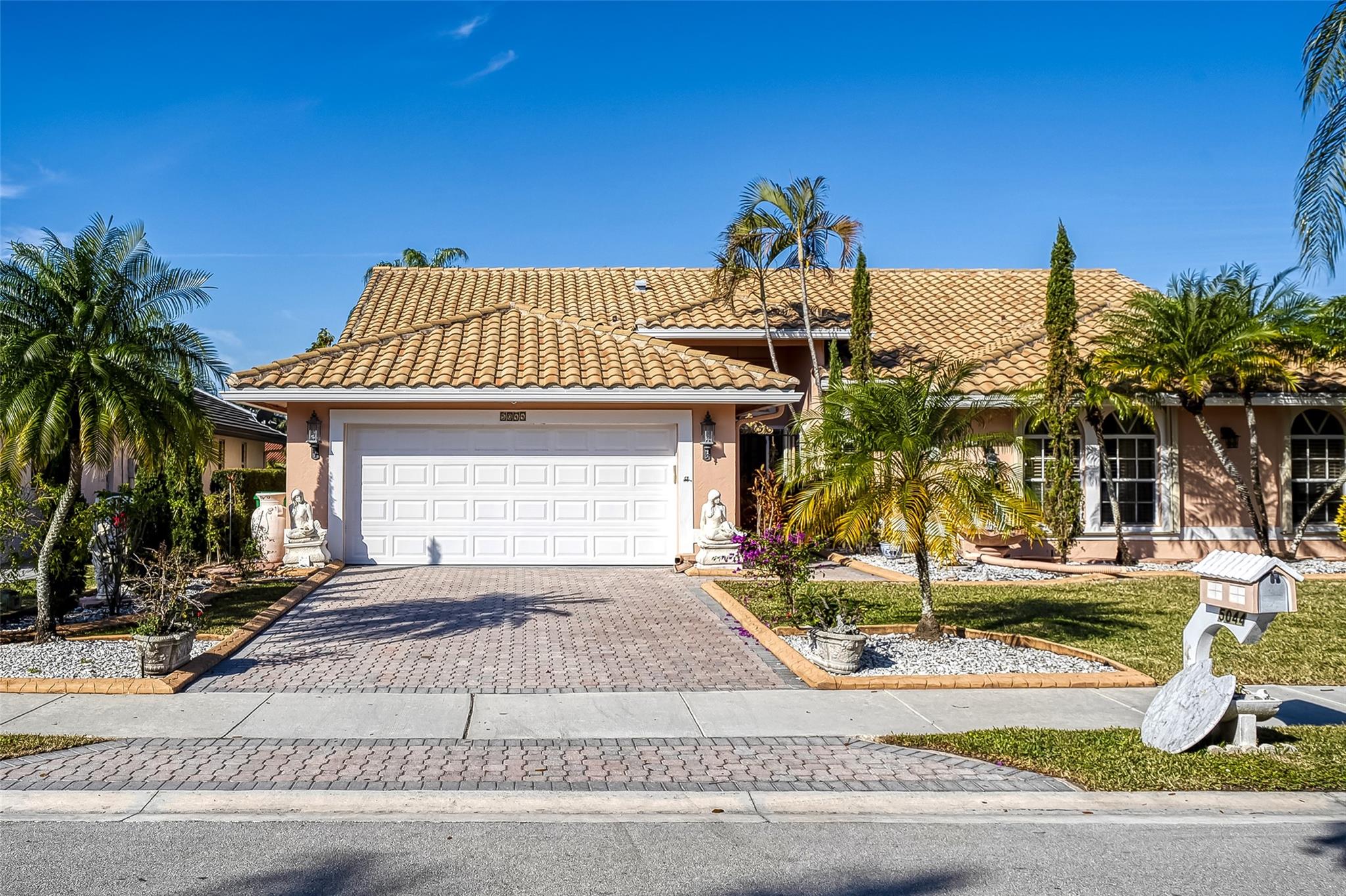 5044 Nw 100th Ter Coral Springs FL 33076 | F10482044