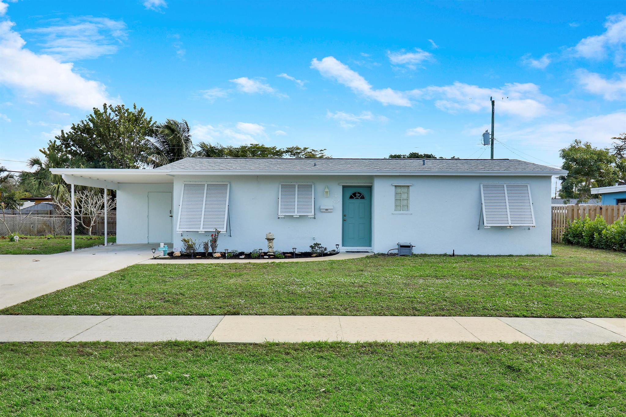 713 Gumtree Road, North Palm Beach, FL 33408, 3 Bedrooms , 2 Bathrooms ,Single Family Residence,Sold,R11058304, Horizon Palm Realty Group