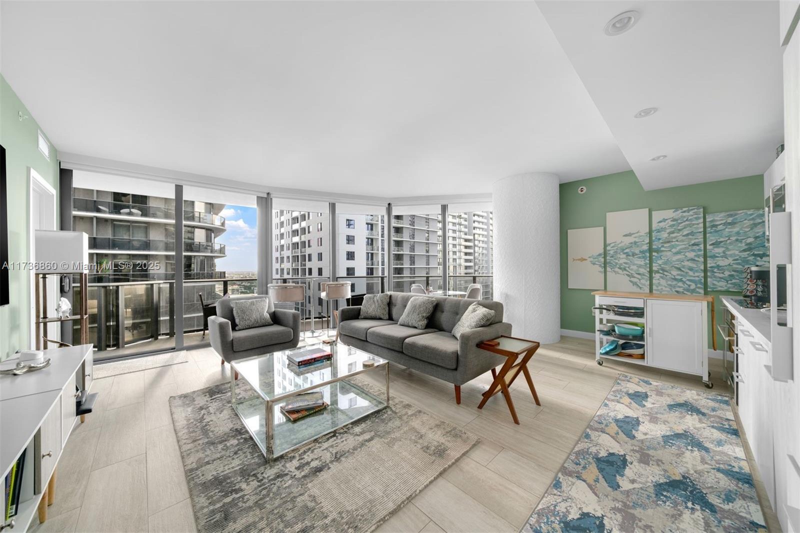 45 SW 9th St #2608, Miami FL 33130