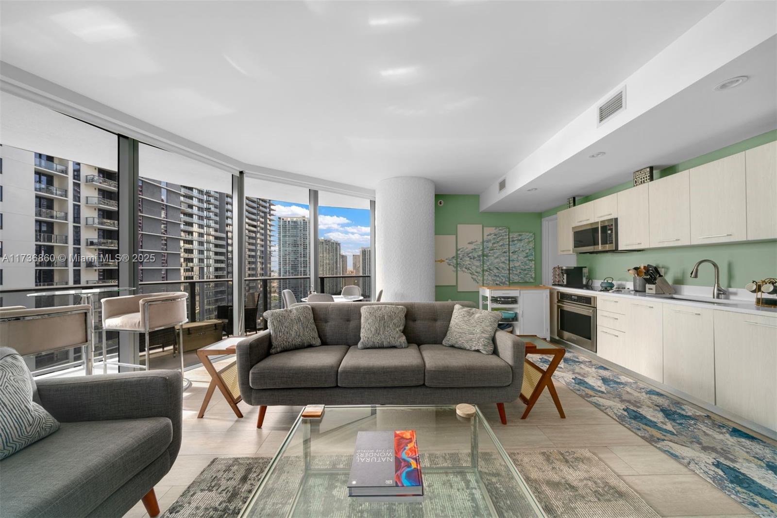 45 SW 9th St #2608, Miami FL 33130