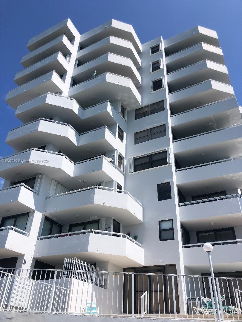 6830 Indian Creek Dr Unit 5 B, Miami Beach, Florida 33141