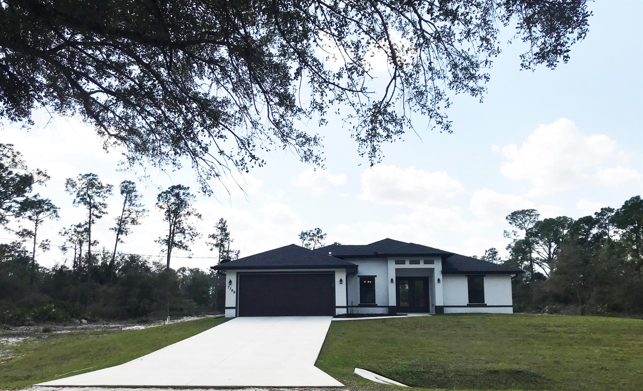 Homes for sale in Labelle, FL | 7799 23 Pl, Labelle, FL 33935 | MLS# R11058614