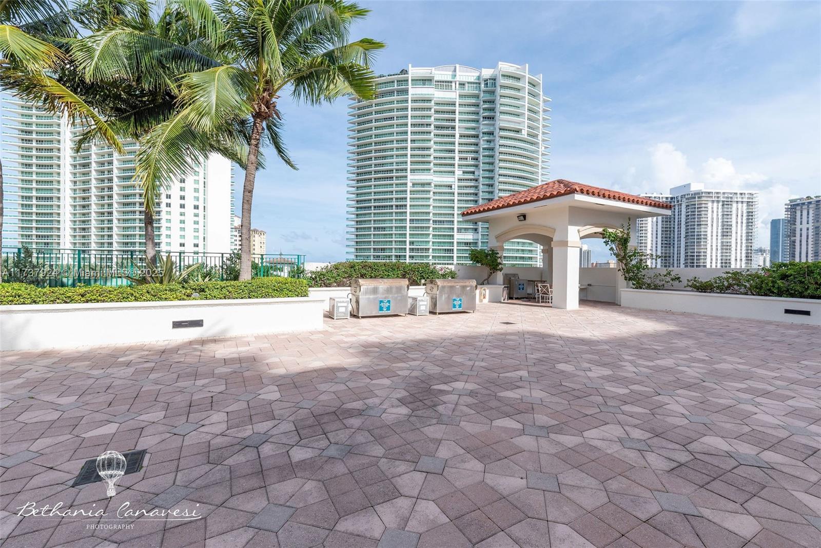 19900 E Country Club Dr #120, Aventura FL 33180