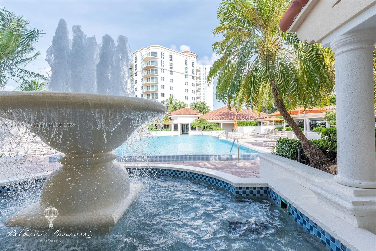 19900 E Country Club Dr #120, Aventura FL 33180