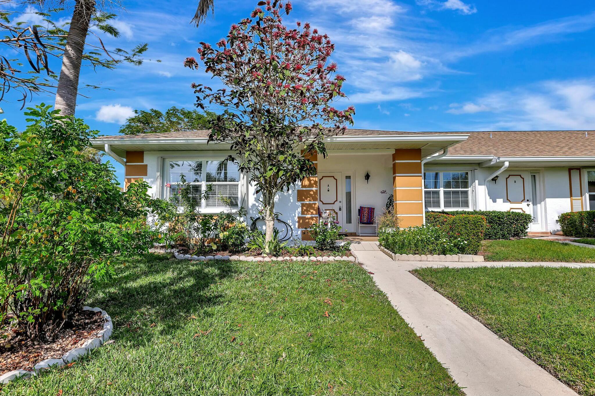 Homes for sale in Fort Pierce, FL | 1234 S Lakes End Dr #A, Fort Pierce, FL 34982 | MLS# R11058923