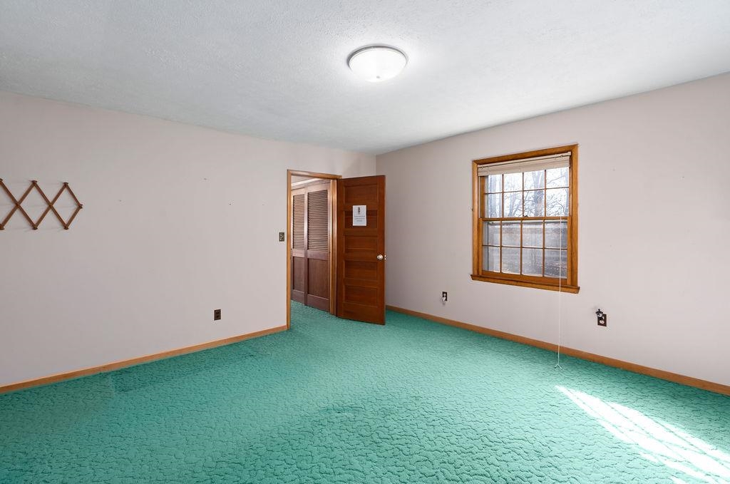 303 & 301 Miller Rd