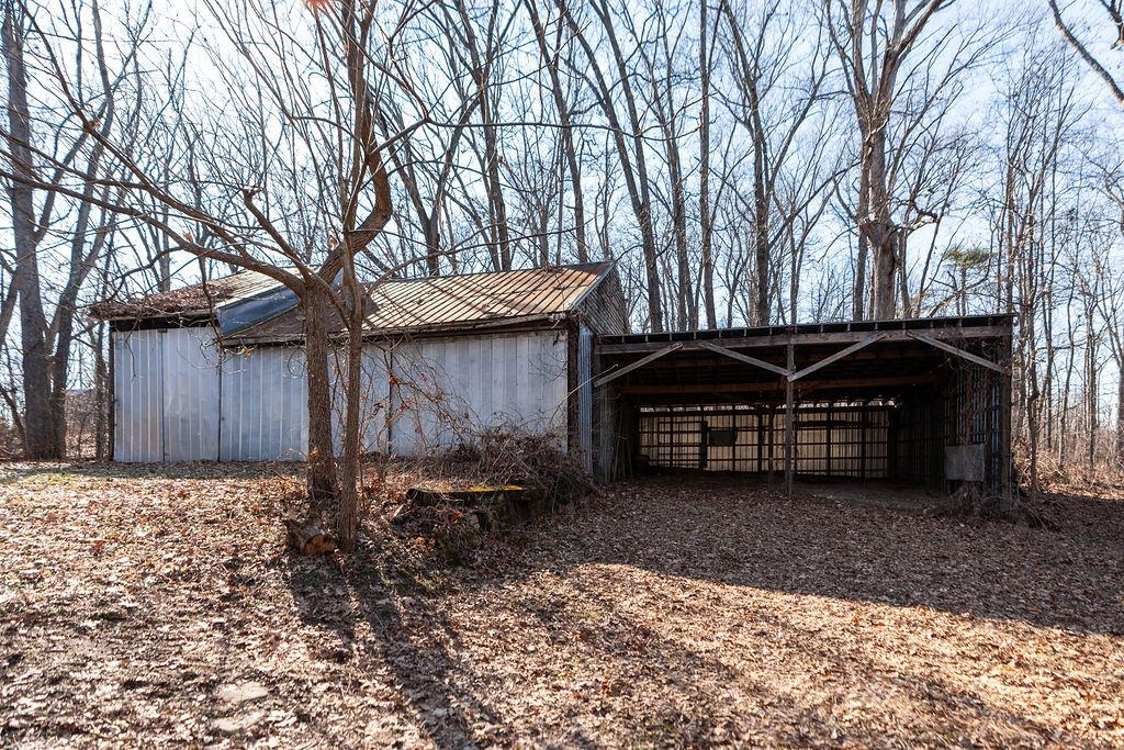 303 & 301 Miller Rd