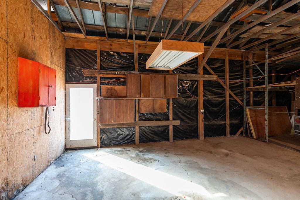 303 & 301 Miller Rd