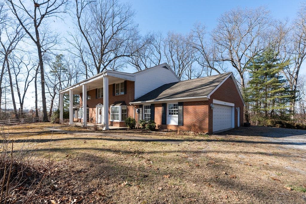 303 & 301 Miller Rd