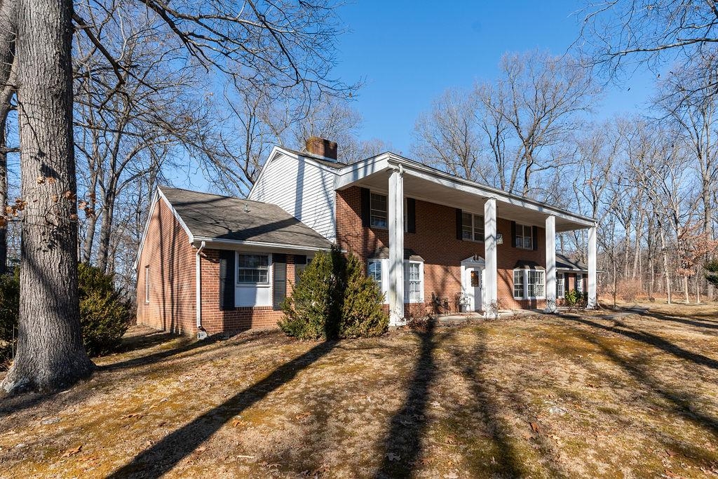 303 & 301 Miller Rd