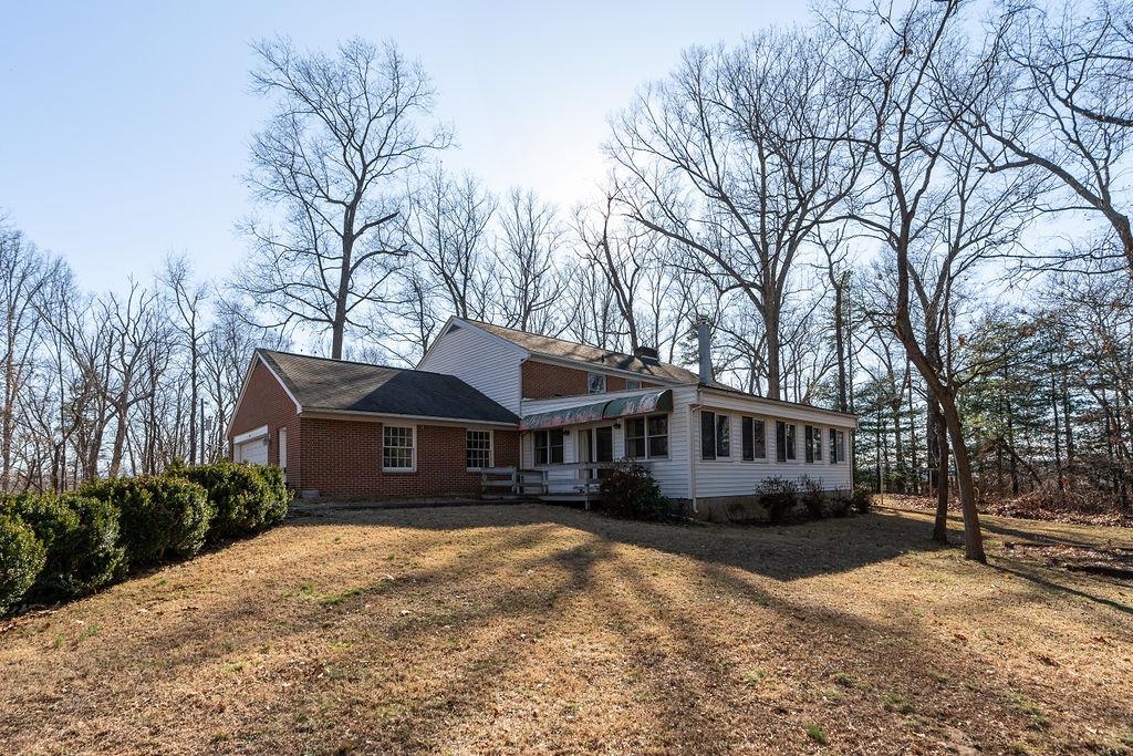 303 & 301 Miller Rd