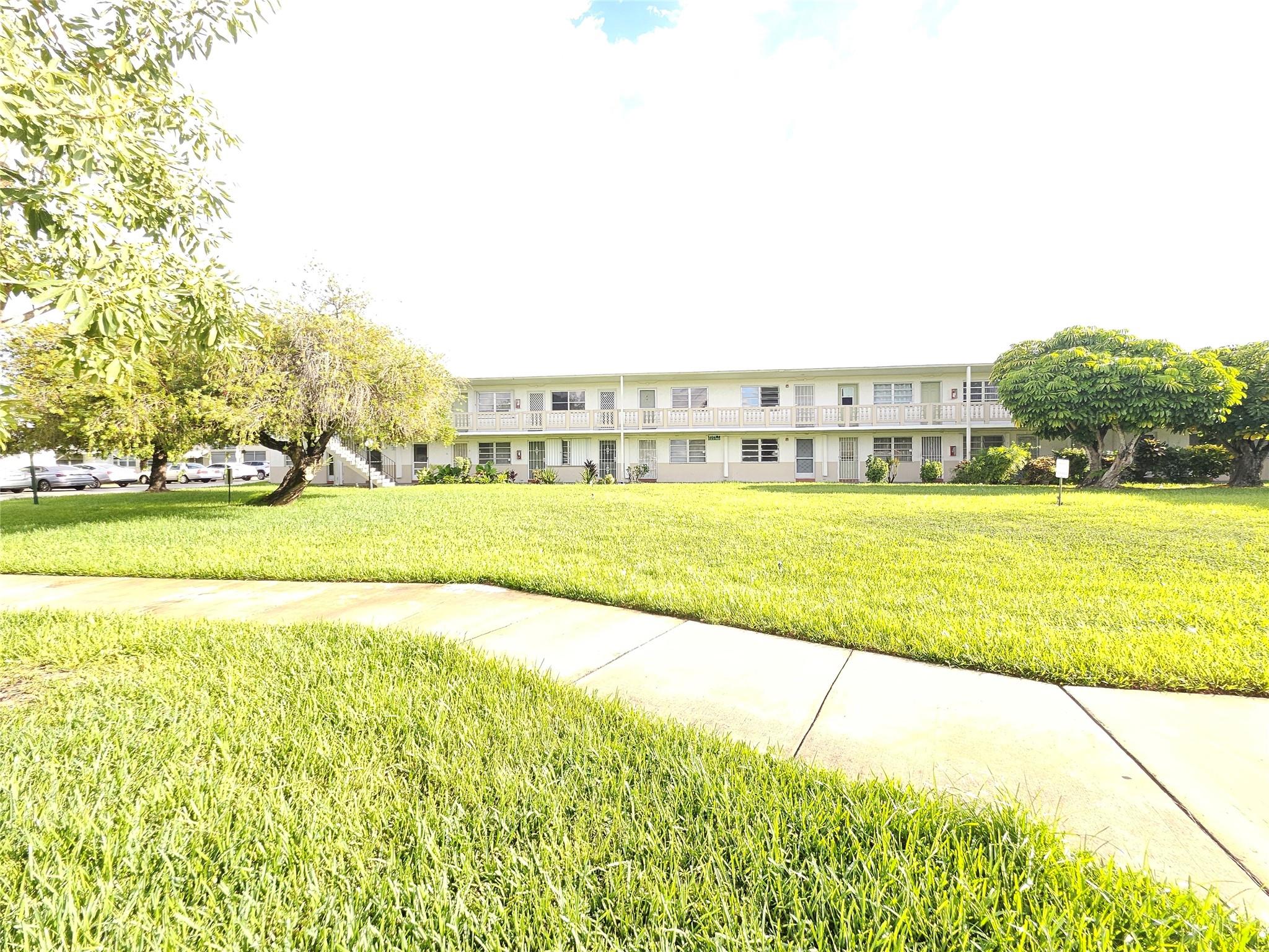 Homes for sale in Miami Gardens, FL | 70 Ne 202 Te #T12, Miami Gardens, FL 33179 | MLS# F10481942