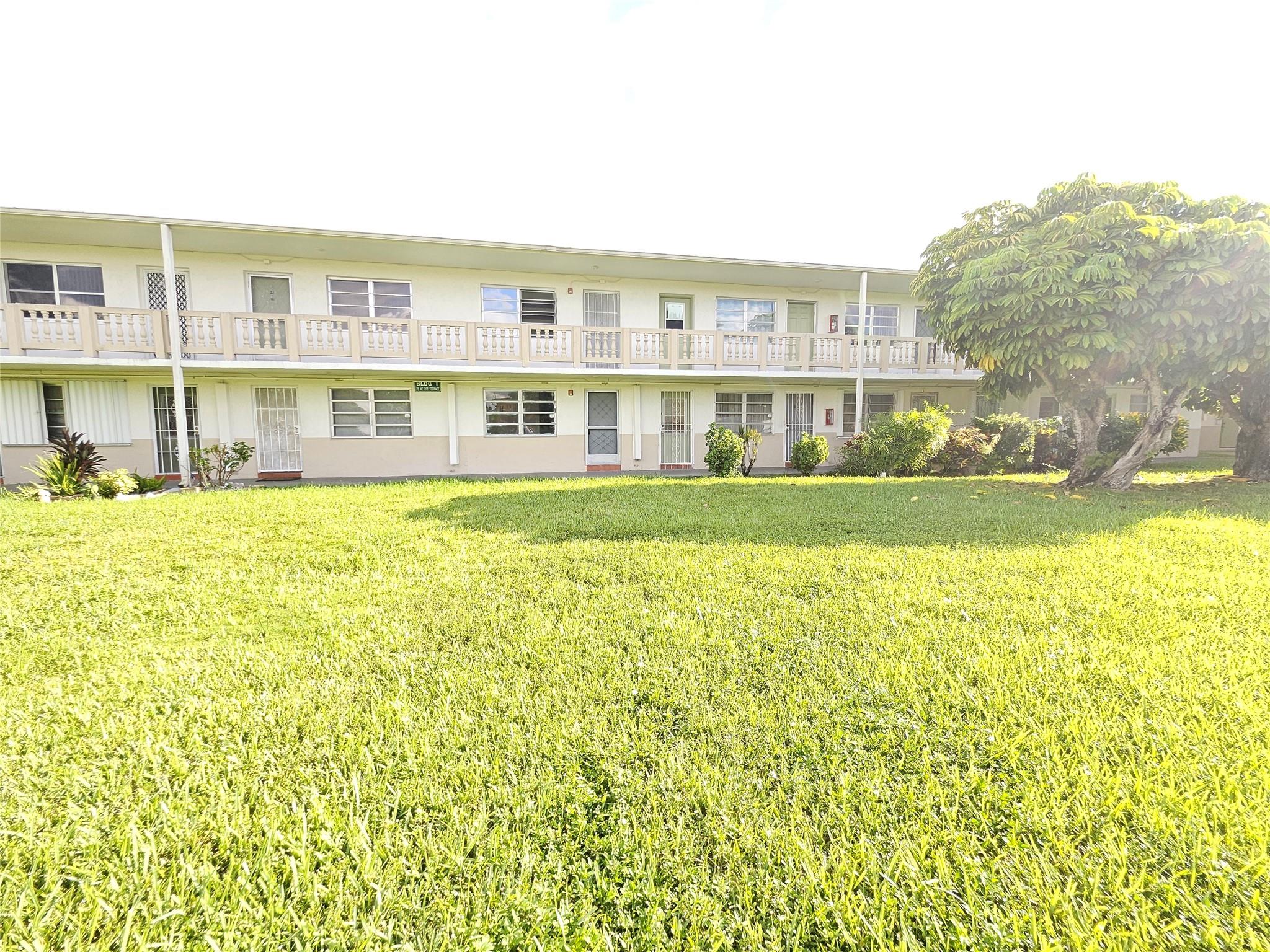 Homes for sale in Miami Gardens, FL | 70 Ne 202 Te #T12, Miami Gardens, FL 33179 | MLS# F10481942