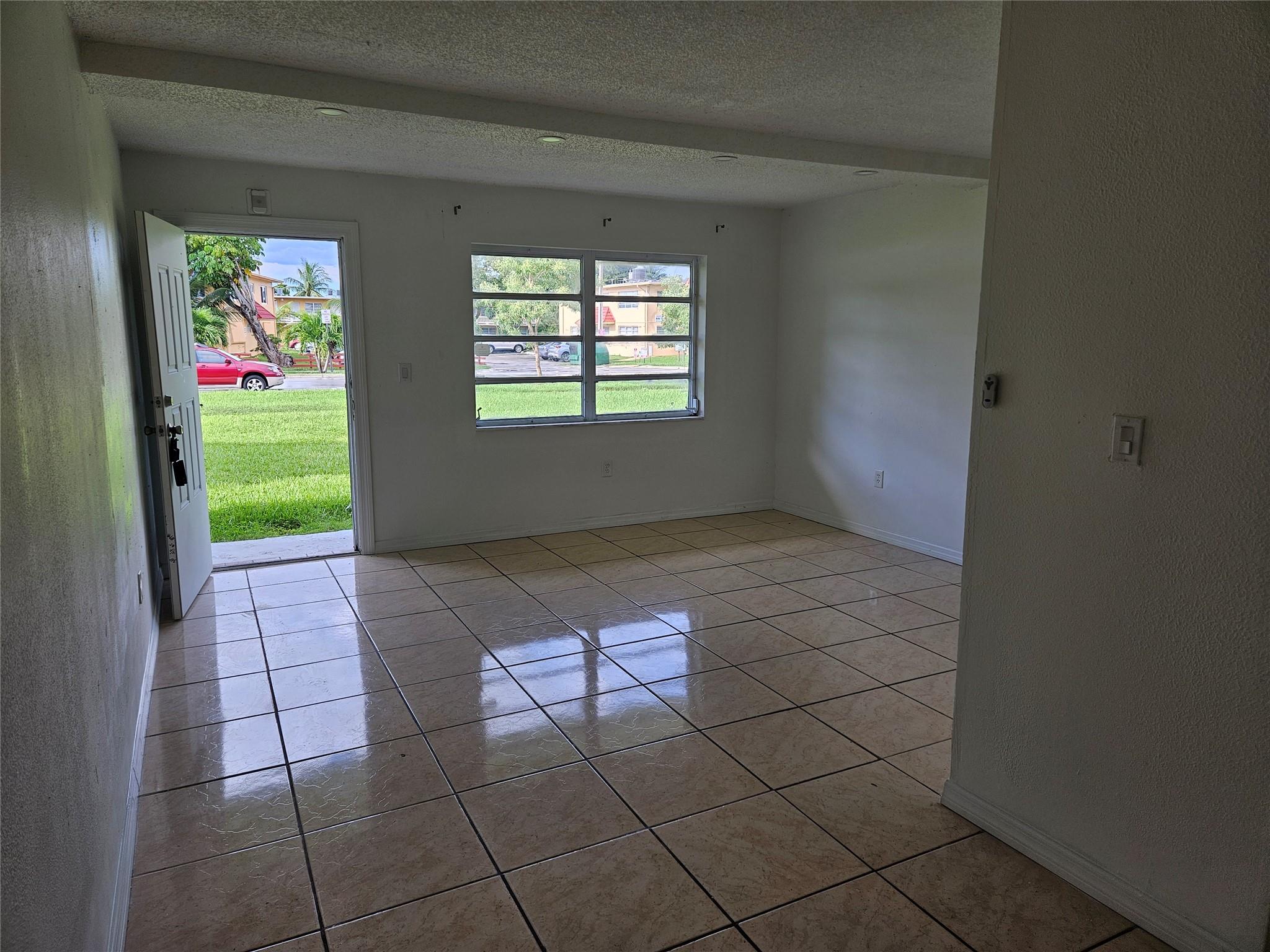 Homes for sale in Miami Gardens, FL | 70 Ne 202 Te #T12, Miami Gardens, FL 33179 | MLS# F10481942