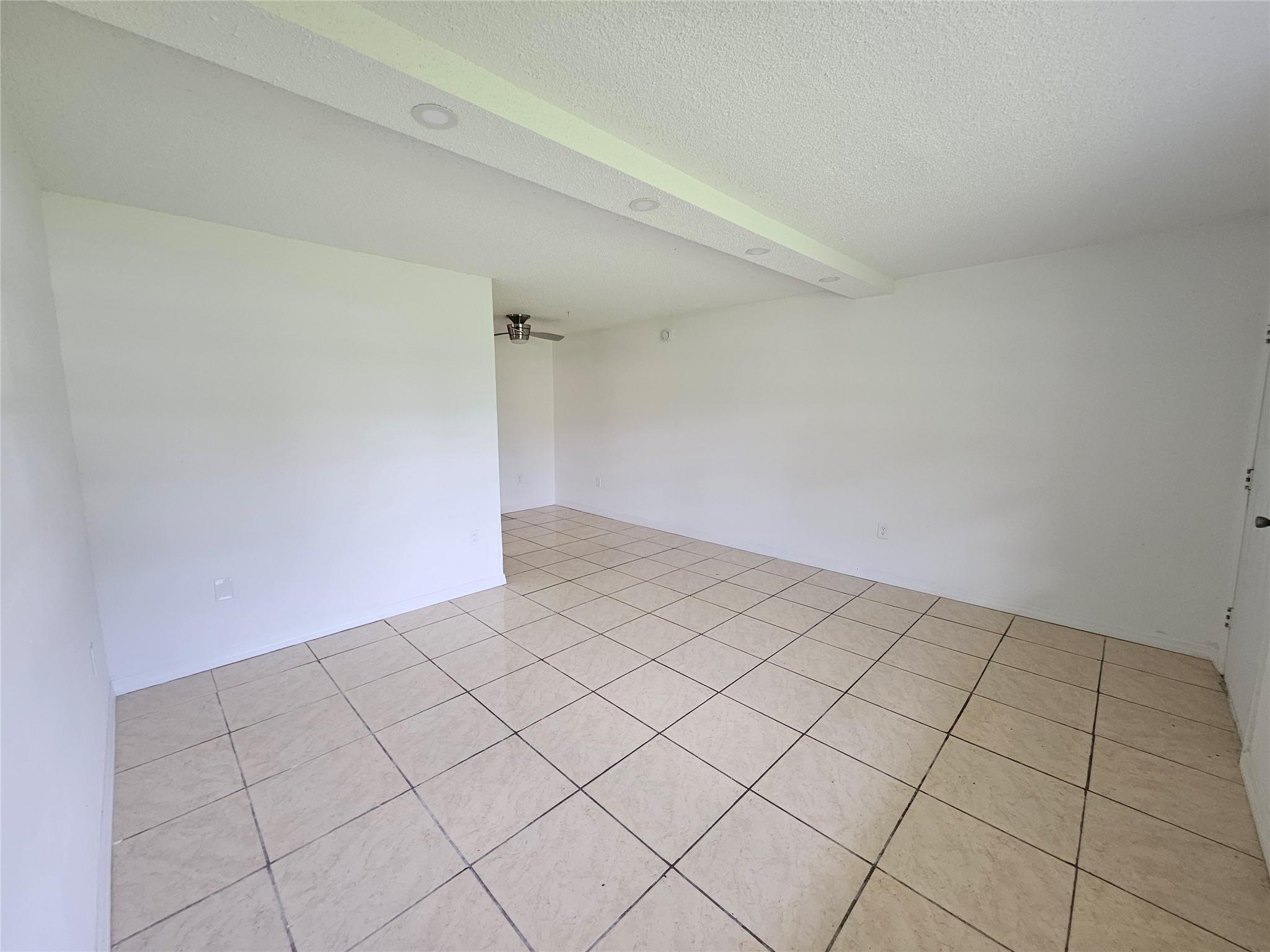 Homes for sale in Miami Gardens, FL | 70 Ne 202 Te #T12, Miami Gardens, FL 33179 | MLS# F10481942