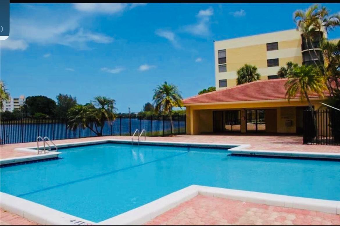 Homes for sale in Lauderhill, FL | 6475 W Oakland Park Blvd #306, Lauderhill, FL 33313 | MLS# F10482350