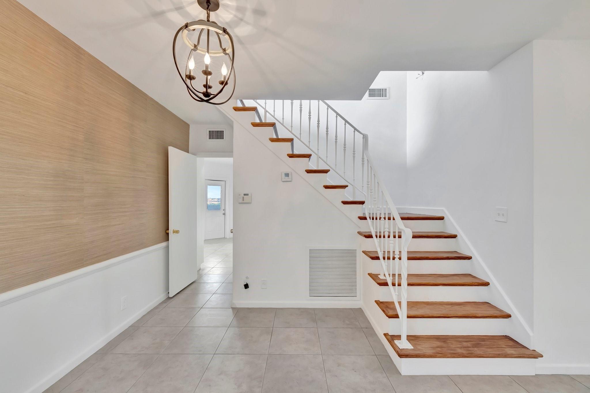 Homes for sale in Fort Lauderdale, FL | 2390 Sw 27Th Te, Fort Lauderdale, FL 33312 | MLS# F10483369