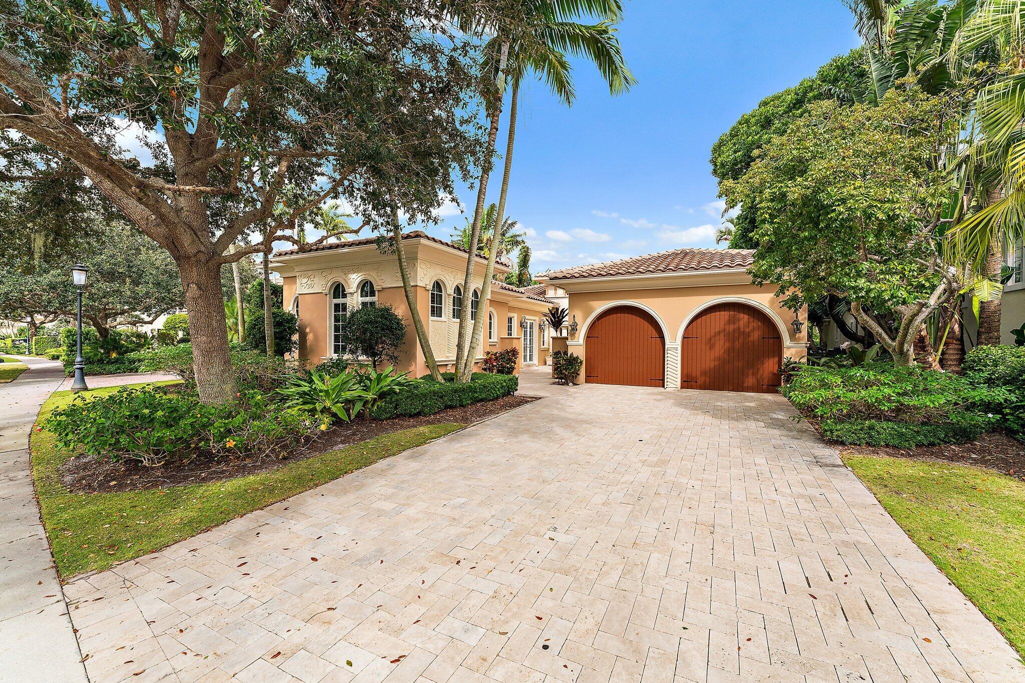 11209 Orange Hibiscus Lane Palm Beach Gardens FL 33418 | R11059525