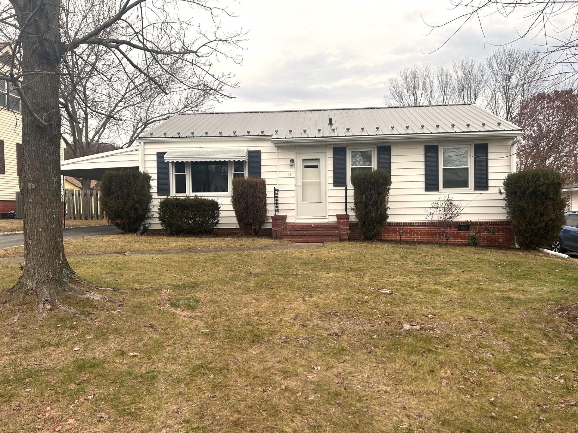 47 Roller Ave