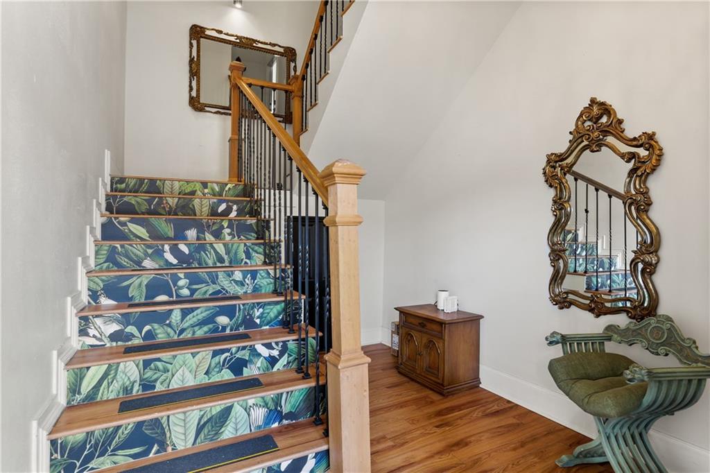 837-839 Jackson Avenue