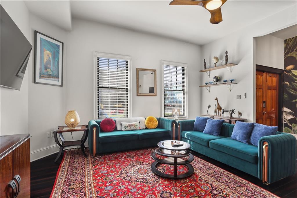 837-839 Jackson Avenue